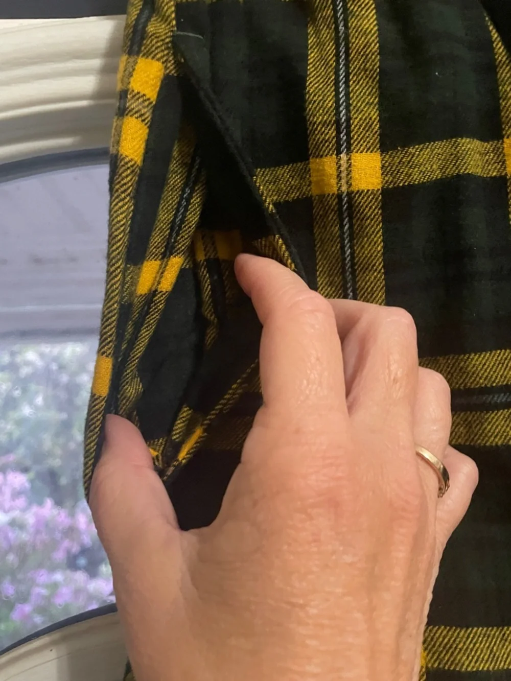 Baylor University Black & Gold Plaid Lounge Pants - Picture 5 of 7
